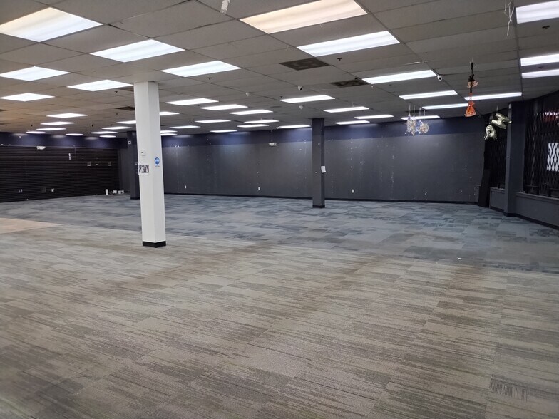 More Photos Of 4310-4328 Main St, Bridgeport Storefront For Lease