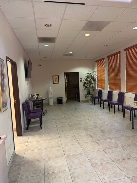 More Photos Of 7544 N La Cholla Blvd, Tucson Medical For Sale