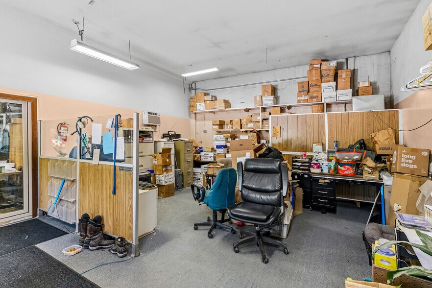 More Photos Of 8303 216th St N, Forest Lake Warehouse For Sale