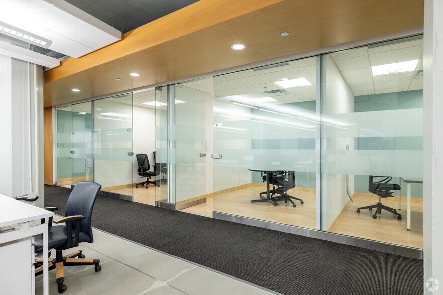 More Photos Of 2050 Rue de Bleury, Montréal Coworking Space