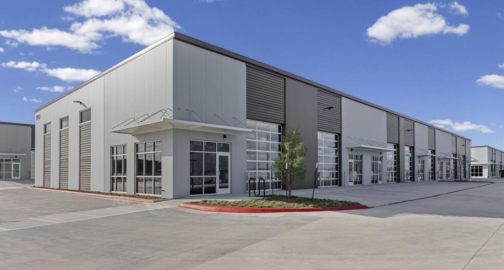 More Photos Of 2710 Business Park Dr, Buda Unknown For Lease