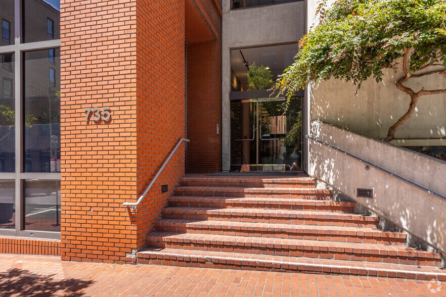 More Photos Of 735 Battery St, San Francisco Office For Lease