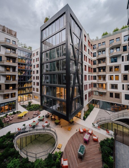 More Photos Of 123 Melrose St, Brooklyn Apartments For Lease