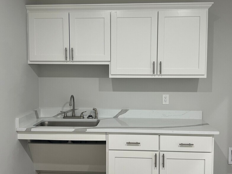 More Photos Of 7828 Preston Rd, Frisco Office For Lease