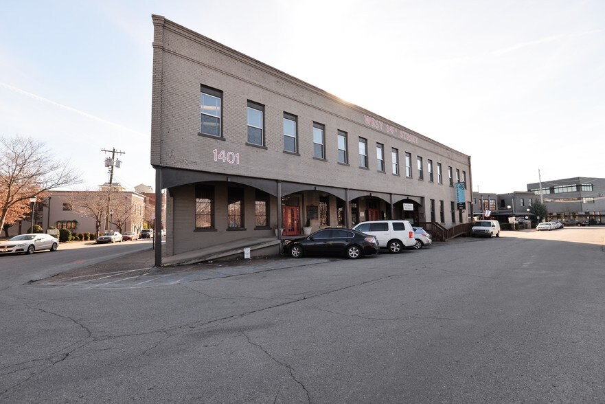 More Photos Of 1401 Williams St, Chattanooga Storefront Retail Office For Lease