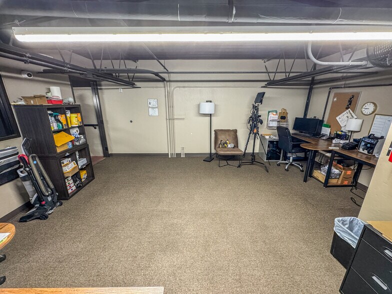 More Photos Of 1912 N Grimes St, Hobbs Flex For Sale