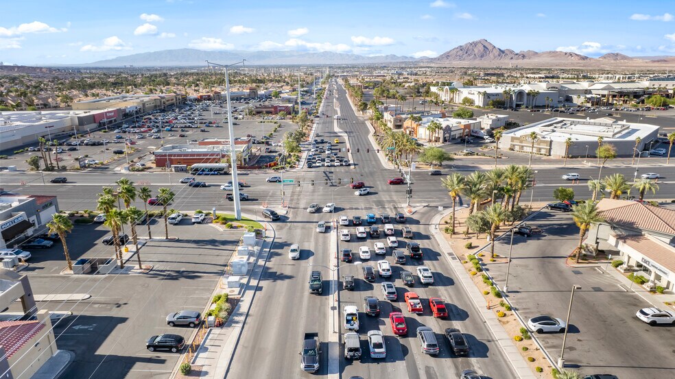 More Photos Of 675 Mall Ring Cir, Henderson Restaurant For Sale