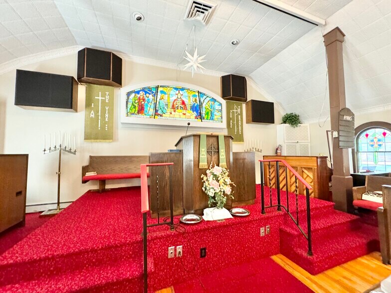 More Photos Of 128 Arthur St, Linden Religious Facility For Sale