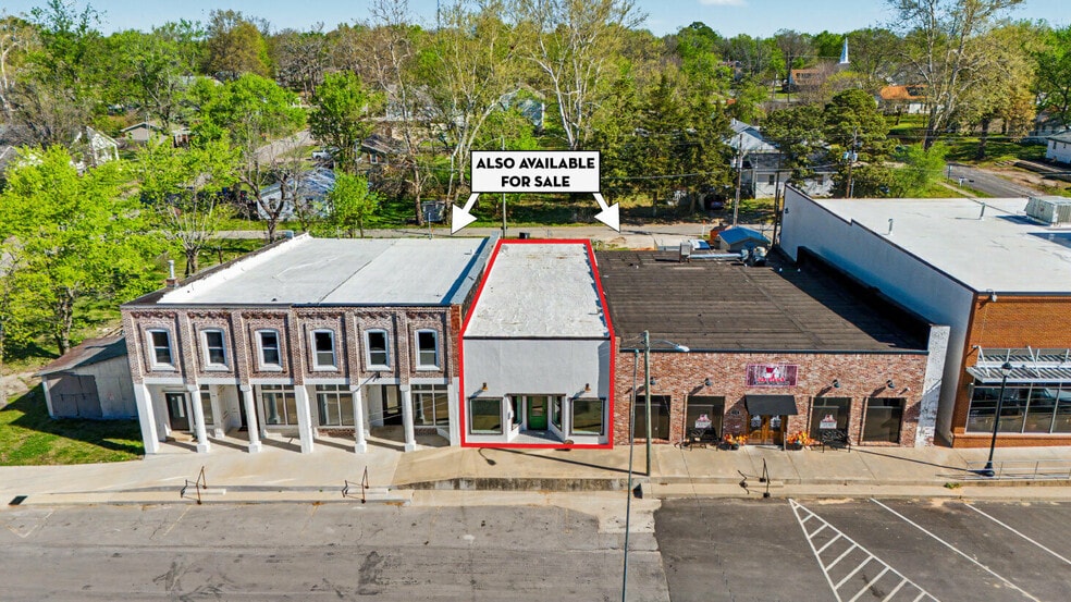 Primary Photo Of 113 W Bean St, Lincoln General Retail For Sale