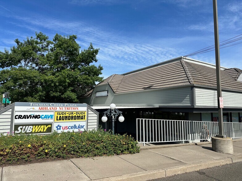 More Photos Of 2345 Ashland St, Ashland General Retail For Sale