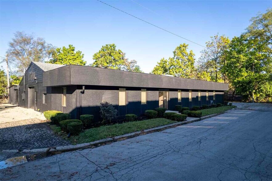 More Photos Of 616 NW 1st St, Richmond Industrial For Sale