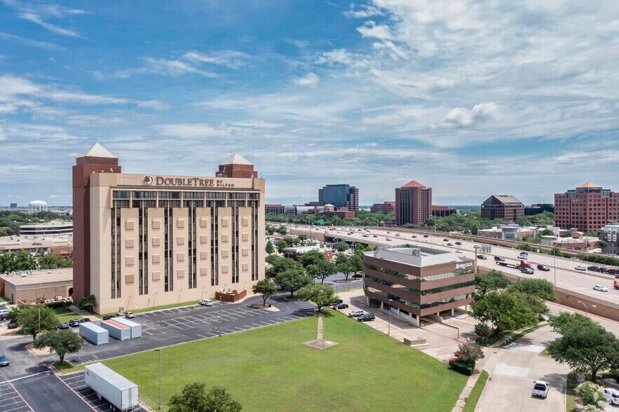 More Photos Of 1901 N Central Expy, Richardson Office For Lease