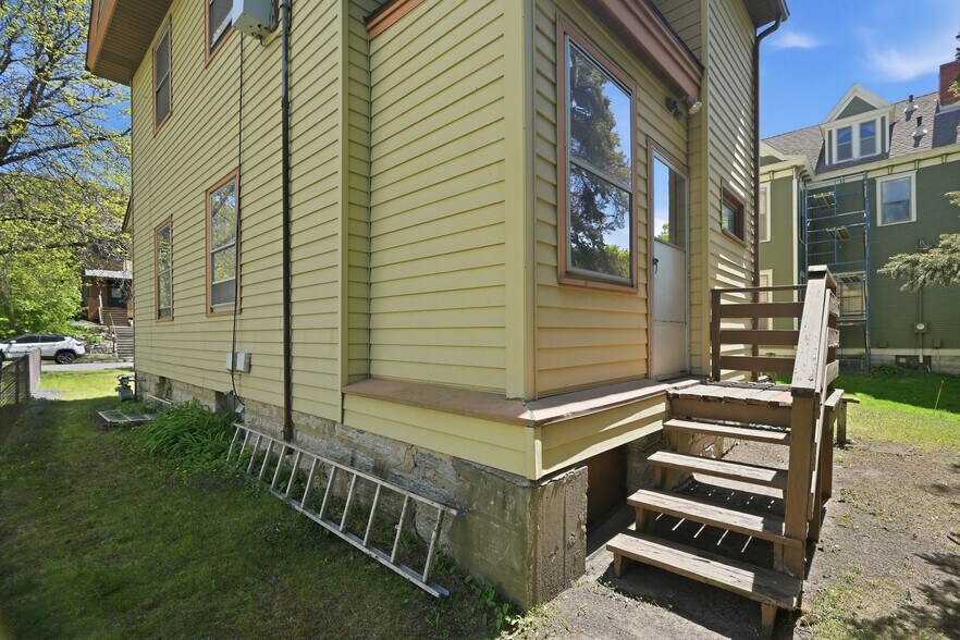 More Photos Of 389 Maple St, Saint Paul Apartments For Sale