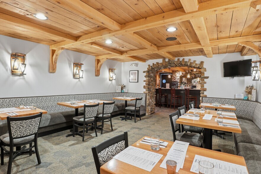 More Photos Of 1 E Church St, Fairport Restaurant For Sale