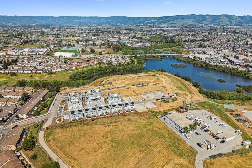 Primary Photo Of 141 Skyline Vista Way, Watsonville Specialty For Sale