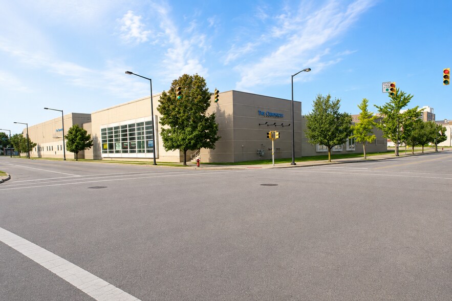 More Photos Of 225 East Ave, Elyria Warehouse For Sale