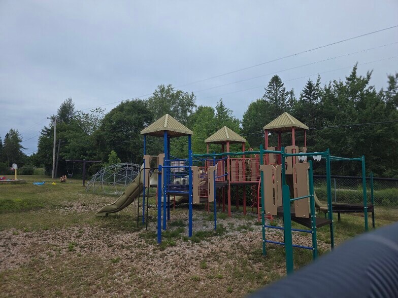 More Photos Of 1006 Ayers JCT Rd, Charlotte Schools For Sale