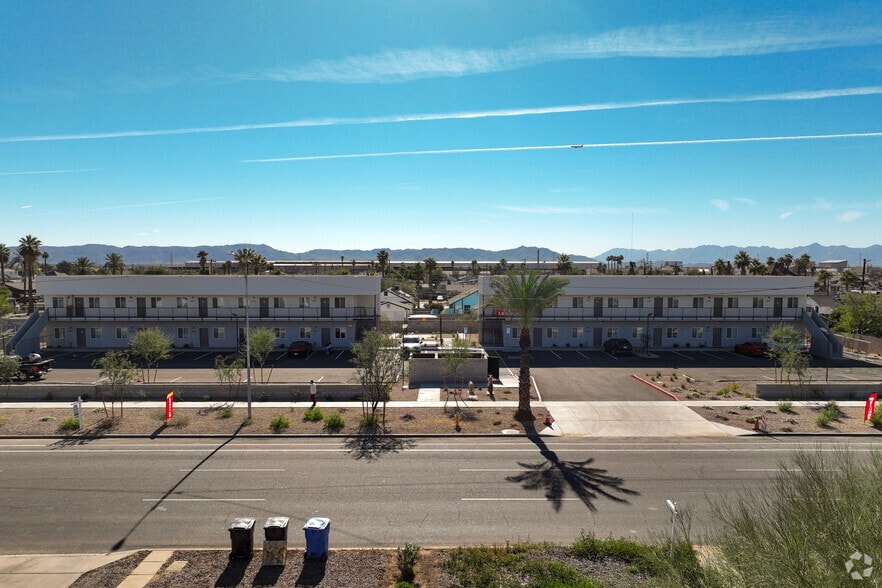 Primary Photo Of 2121 W Adams St, Phoenix Apartments For Sale