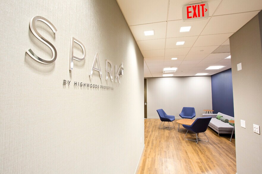 More Photos Of 1 PPG Pl, Pittsburgh Office For Lease