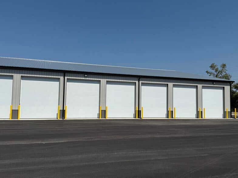 More Photos Of 607 S Olive St, Arcadia Land For Lease