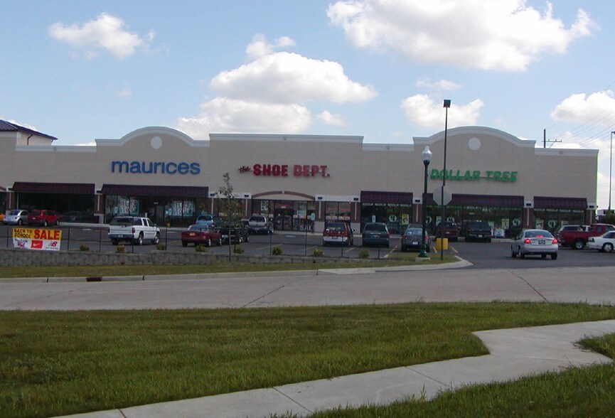 Primary Photo Of 1600-1630 Miller Rd, Dixon Storefront For Lease