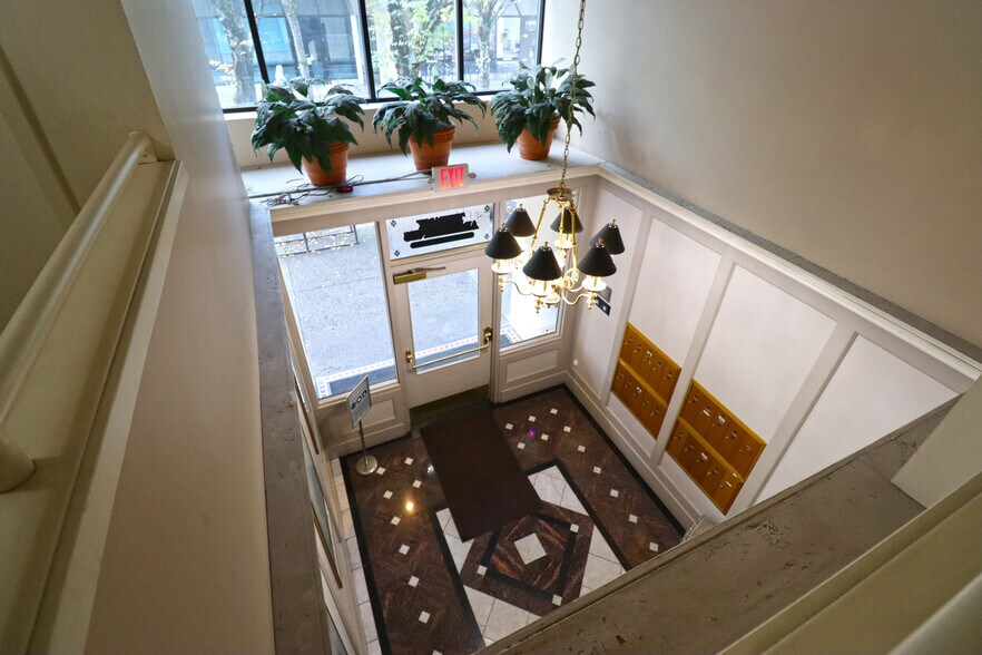 More Photos Of 795 Willamette St, Eugene Apartments For Sale