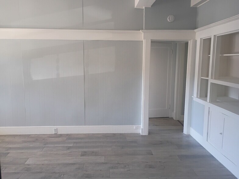 More Photos Of 213 Cedar St, Klamath Falls Apartments For Sale