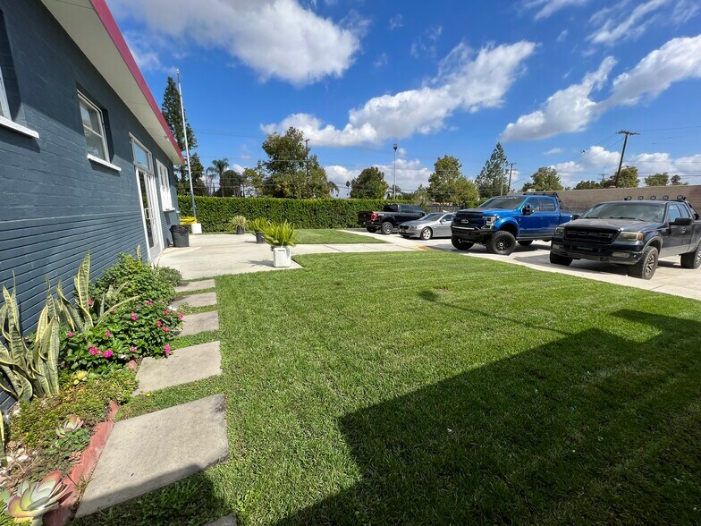 More Photos Of 9920 Arlington Ave, Riverside Warehouse For Sale