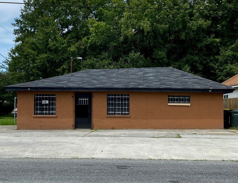 Primary Photo Of 4307 Liberty Pky, Savannah Daycare Center For Sale