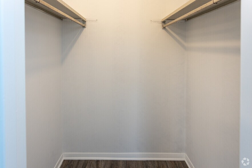 More Photos Of 300 W Midvale Ave, Chattanooga Apartments For Sale