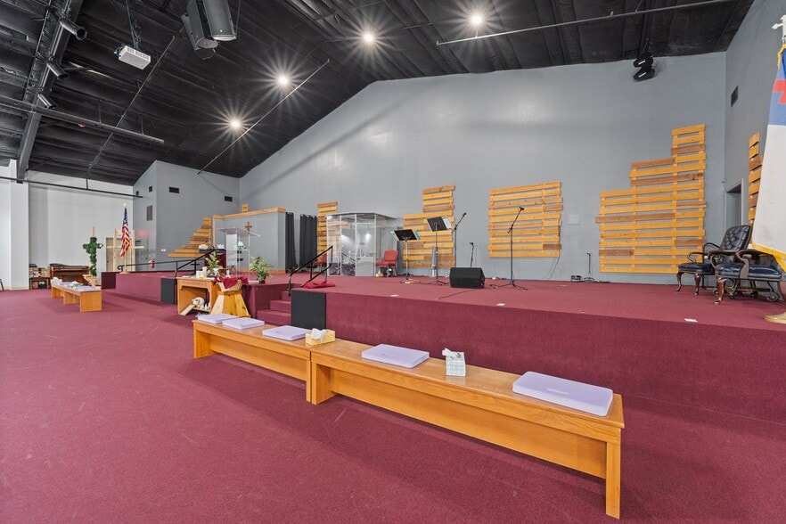 More Photos Of 1440 Kilpatrick Ct, Cleburne Religious Facility For Sale