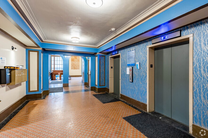 More Photos Of 304 Wood St, Pittsburgh Office Residential For Lease