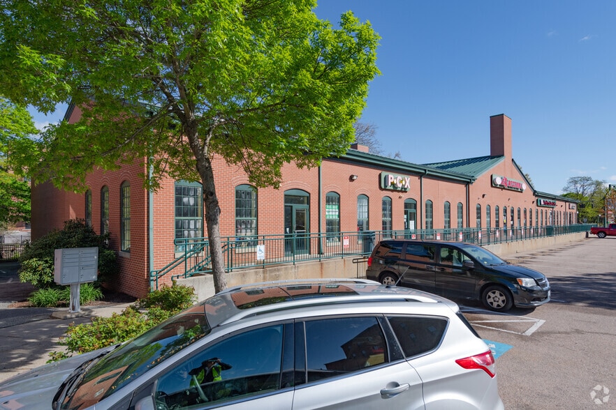 More Photos Of 325 Valley St, Providence Unknown For Lease