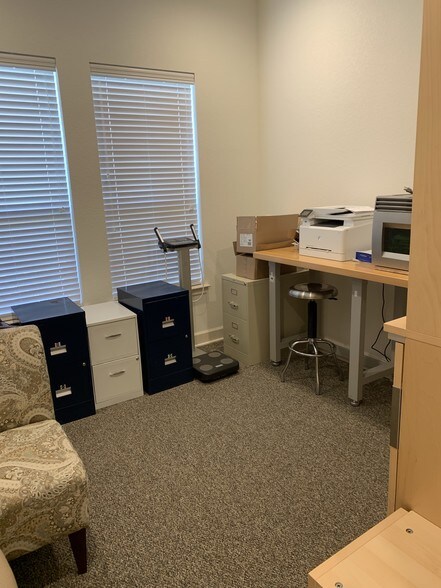 More Photos Of 1101 Satellite Vw, Round Rock Medical For Lease