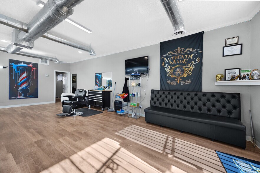 More Photos Of 1909-1913 Yandell Dr, El Paso Loft Creative Space For Sale