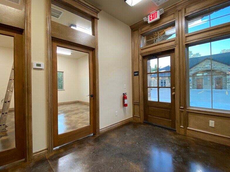 More Photos Of 5706 NW 130th St, Oklahoma City Office For Lease