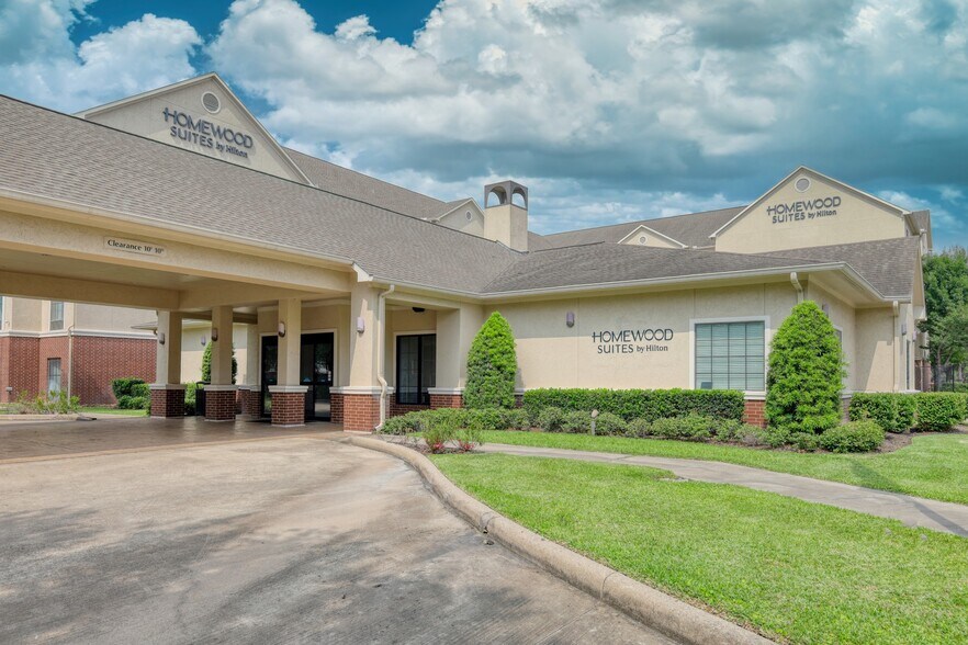 More Photos Of 14450 Park Row, Houston Hotel For Sale