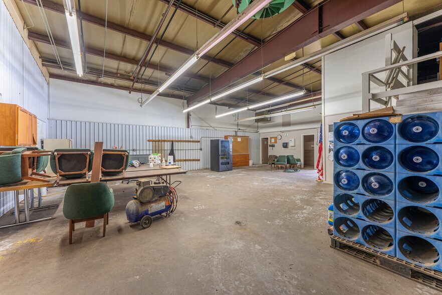 More Photos Of 4097 53 Hwy, Eveleth Manufacturing For Sale