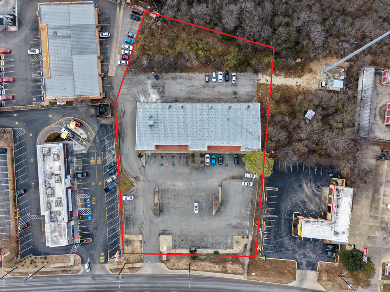 More Photos Of 9262 Culebra Rd, San Antonio Storefront Retail Office For Lease