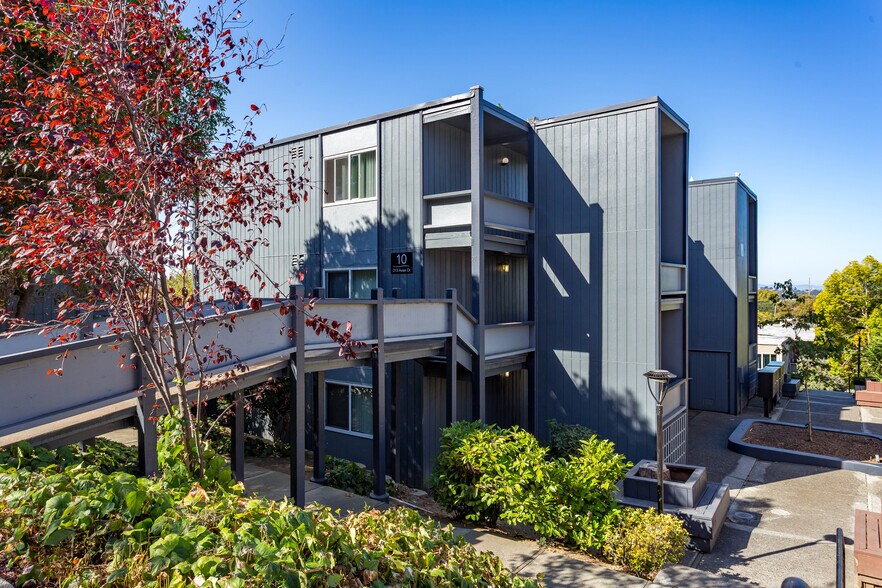 More Photos Of 201 Avian Dr, Vallejo Apartments For Sale