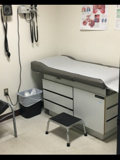 More Photos Of 2520 E Palmdale Blvd, Palmdale Fast Food For Lease