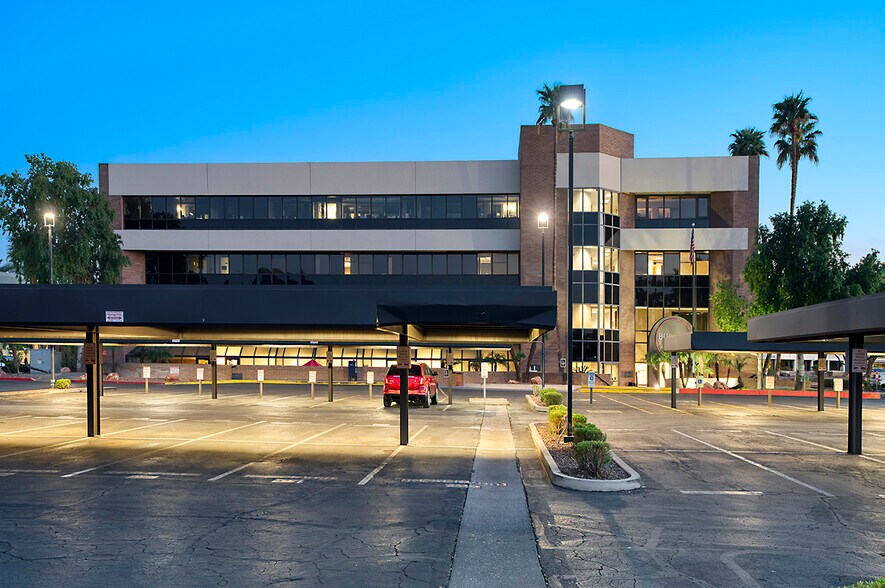 More Photos Of 2122 E highland Ave, Phoenix Medical For Lease