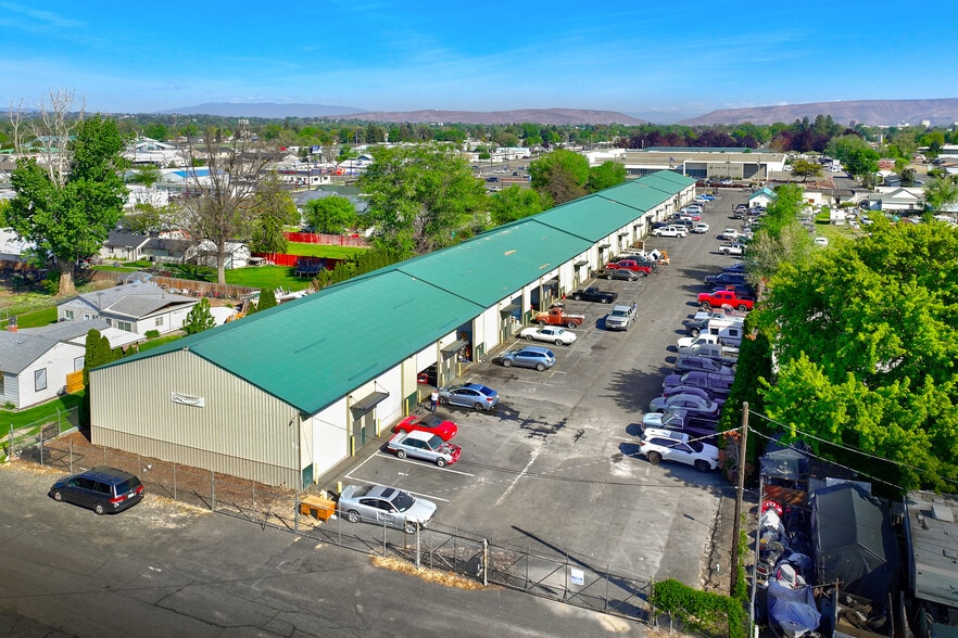 More Photos Of 112 W Washington Ave, Yakima Warehouse For Sale