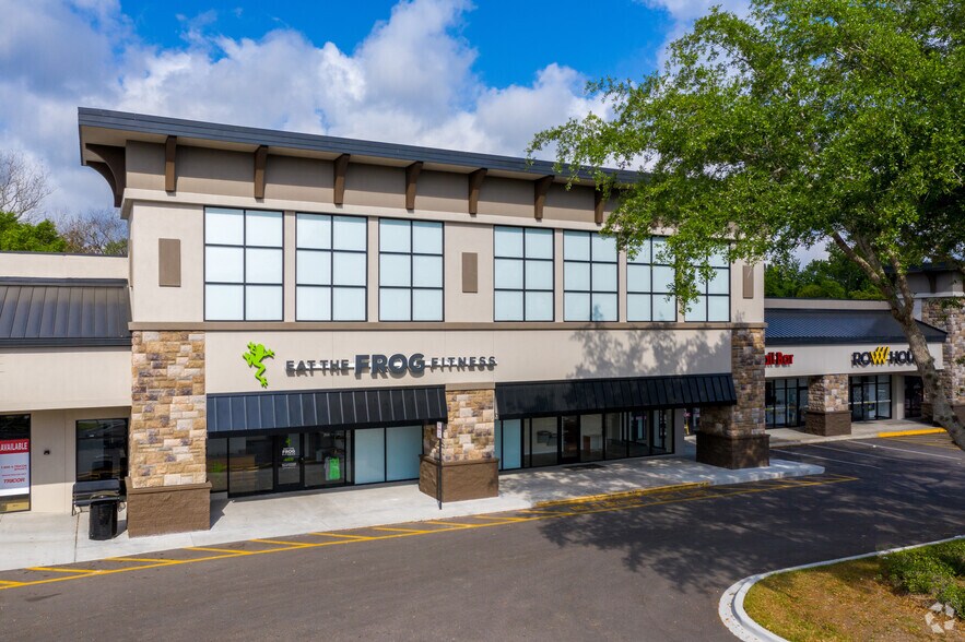 More Photos Of 1121 Alafaya Trl, Oviedo Unknown For Lease