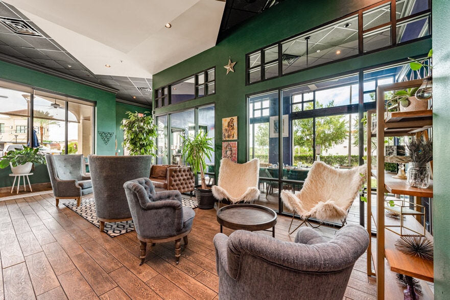 More Photos Of 4757 The Grove Dr, Windermere Storefront Retail Office For Sale