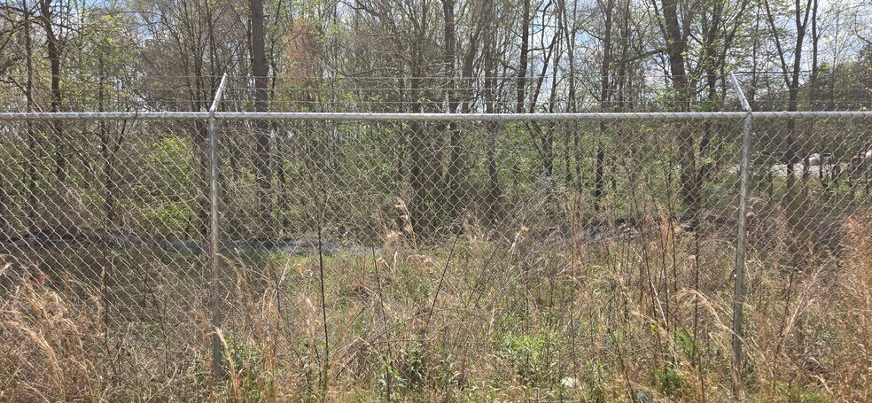 More Photos Of 1845 Freeman Pky SE, Mableton Land For Lease