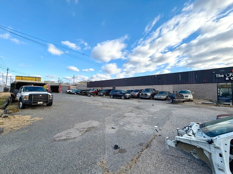 More Photos Of 3210 E Monument St, Baltimore Auto Repair For Sale