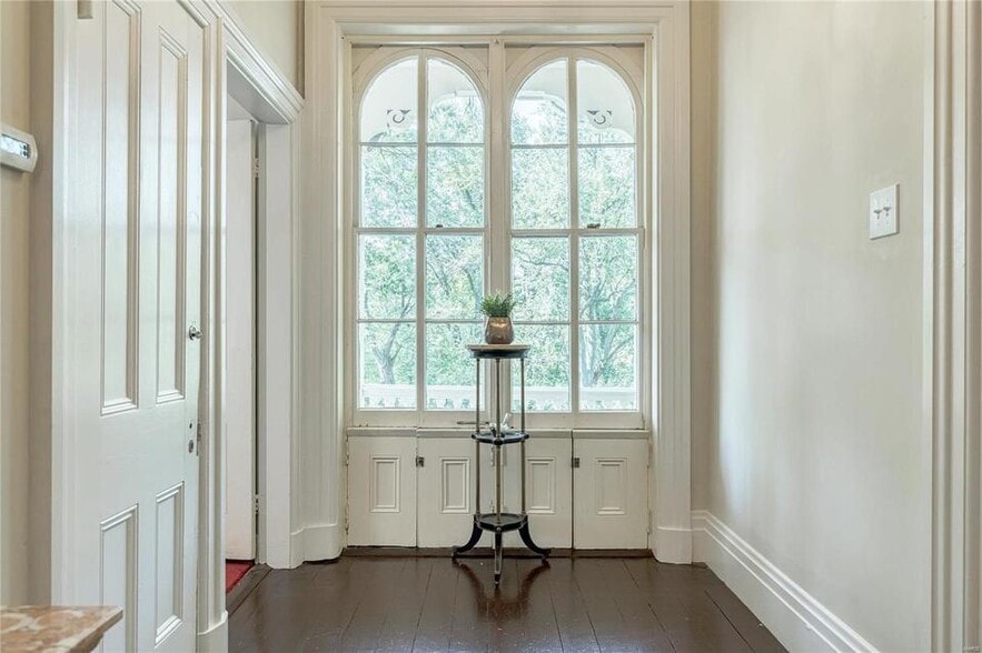 More Photos Of 11475 Lilac Ave, Saint Louis Specialty For Sale