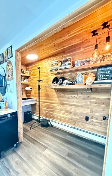More Photos Of 74 Merrick Rd, Amityville Storefront Retail Office For Sale