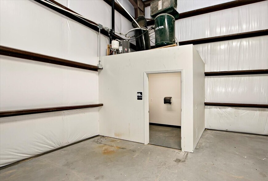 More Photos Of 516 S Cold Water Ln, Dewey Industrial For Sale